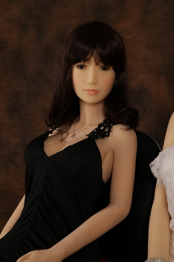 圣子 tpe love doll